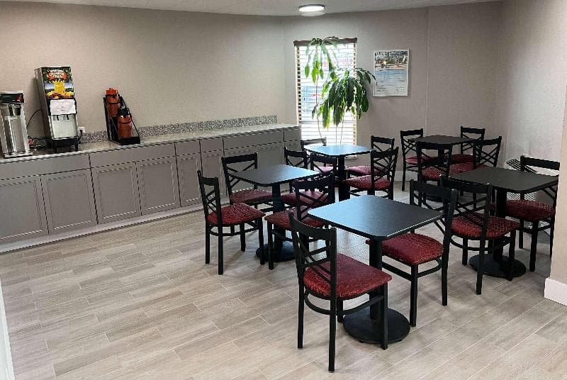 Days Inn By Wyndham Cincinnati East 2