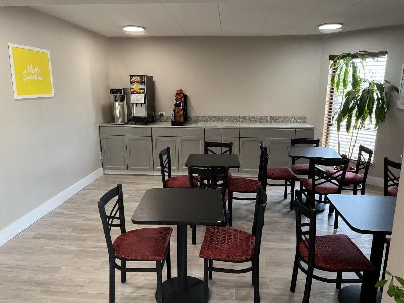 Days Inn By Wyndham Cincinnati East 5