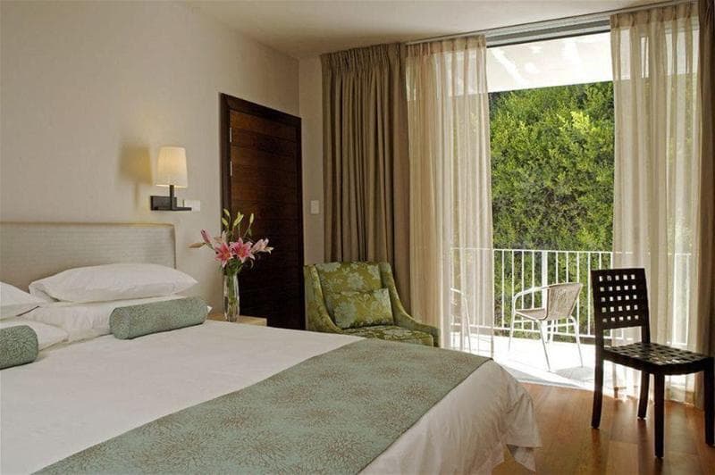 Chapmans Peak Beach Hotel 3
