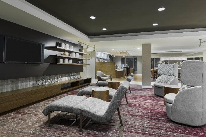 Courtyard By Marriott Asheville 2