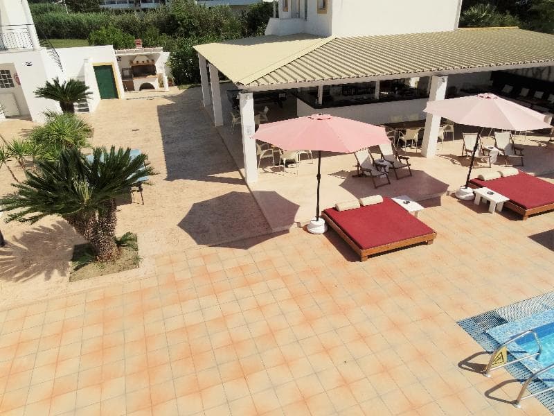 Oasis Beach Club 3
