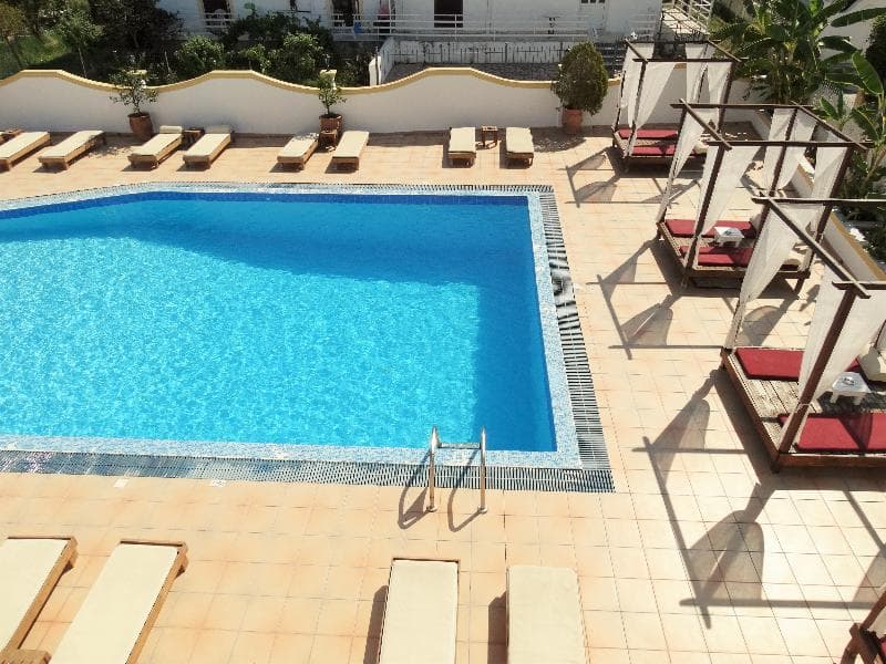 Oasis Beach Club 5