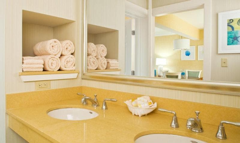 Surfside Hotel And Suites 3