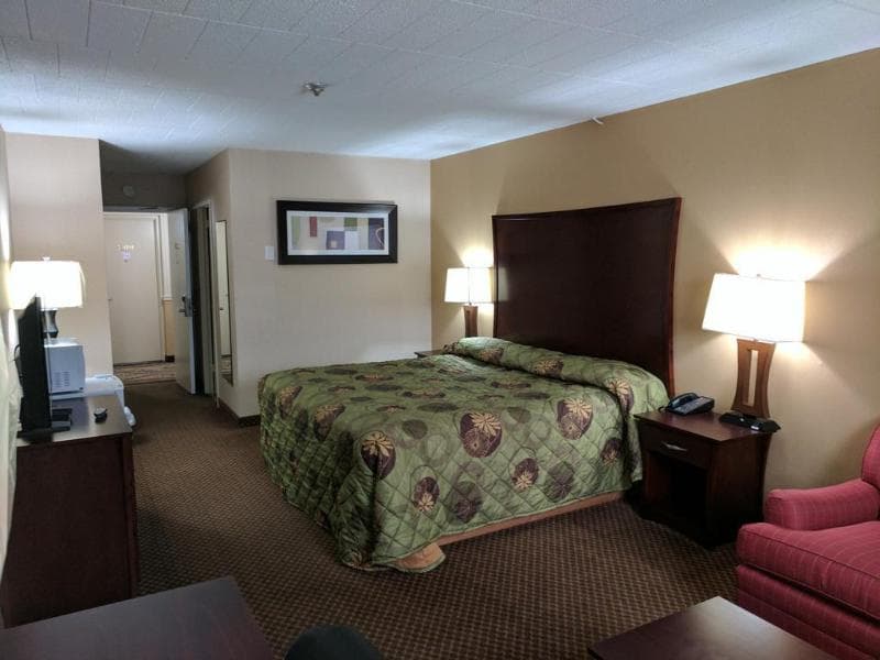 Luxury Inn 5