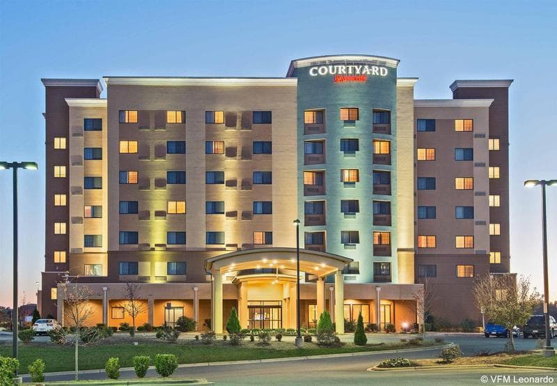Courtyard Charlotte Concord 5