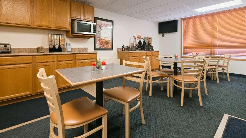 Best Western Lee's Motor Inn 2
