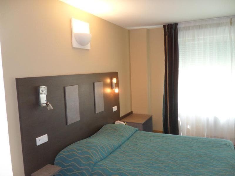 Logis Hotel L'acadie Saint Victor 5