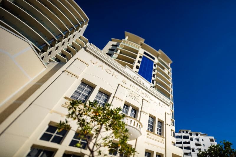Jack And Newell Cairns Holiday Apartments main