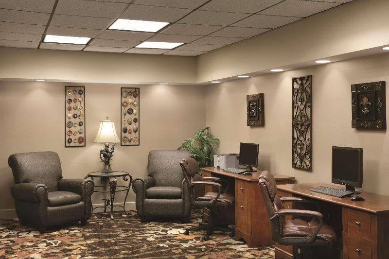 Radisson Hotel Louisville North photo 1