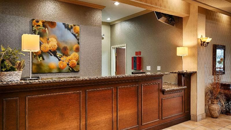 Best Western Plus Woodway Waco South Inn & Suites 5