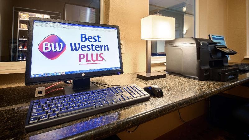 Best Western Plus Waco North photo 1