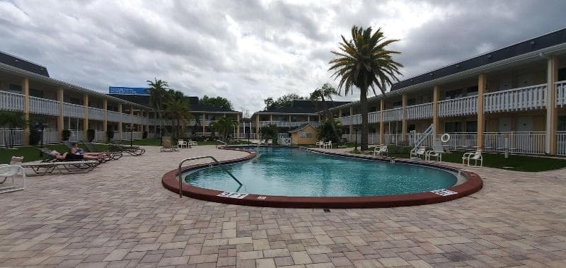 Holiday Hotel & Resort main