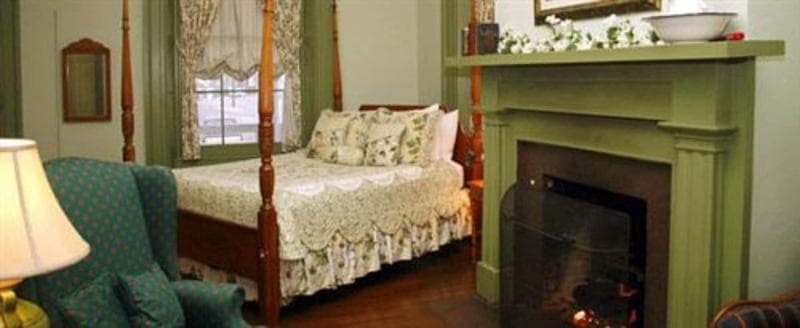 Lafayette Inn 3