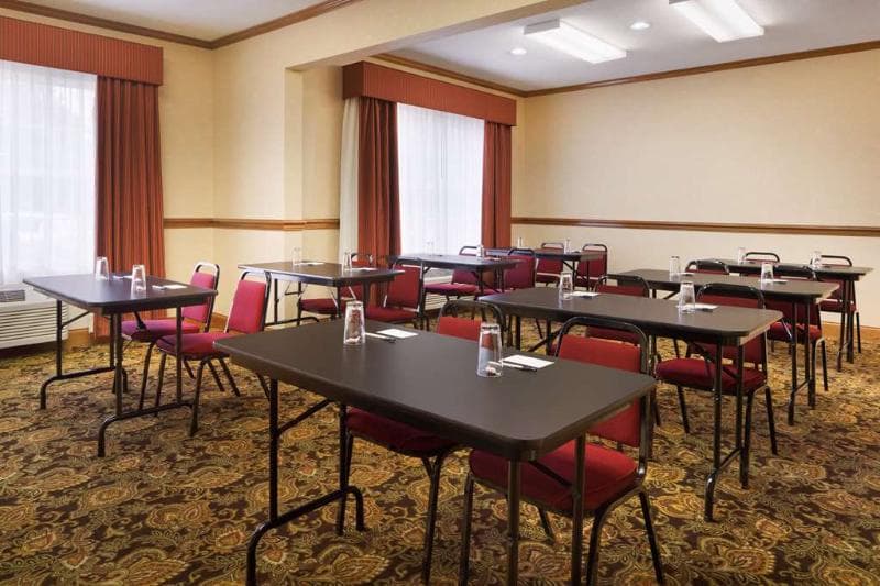 Country Inn & Suites By Radisson, Macedonia, Oh 4