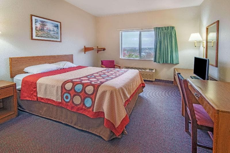 Super 8 By Wyndham Richfield Area photo 1