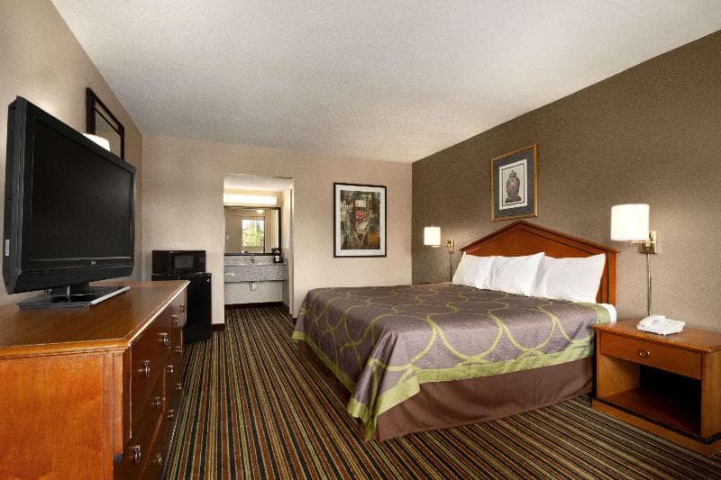 Super 8 By Wyndham Chattanooga/East Ridge photo 1
