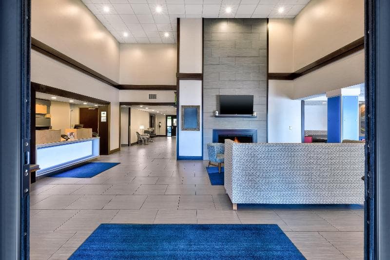 Holiday Inn Express Chillicothe 3
