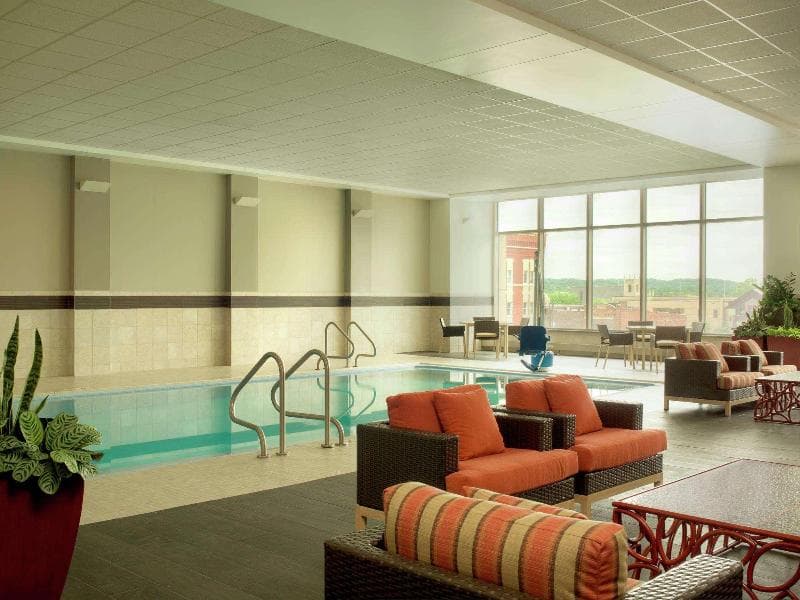 DoubleTree by Hilton Cedar Rapids Convention Complex 5