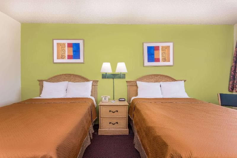 Travelodge by Wyndham Cordele 2