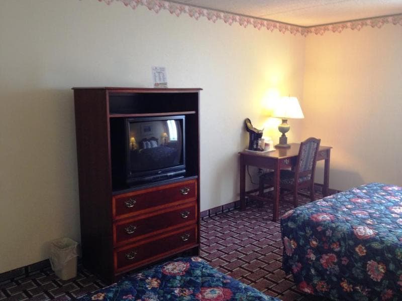 Fairbridge Hotel Cleveland East 2