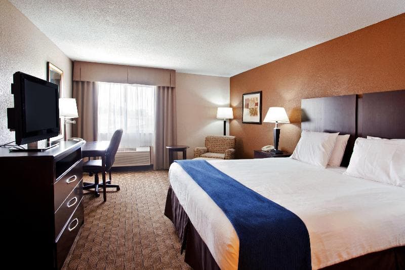Holiday Inn Express Tuscola photo 1