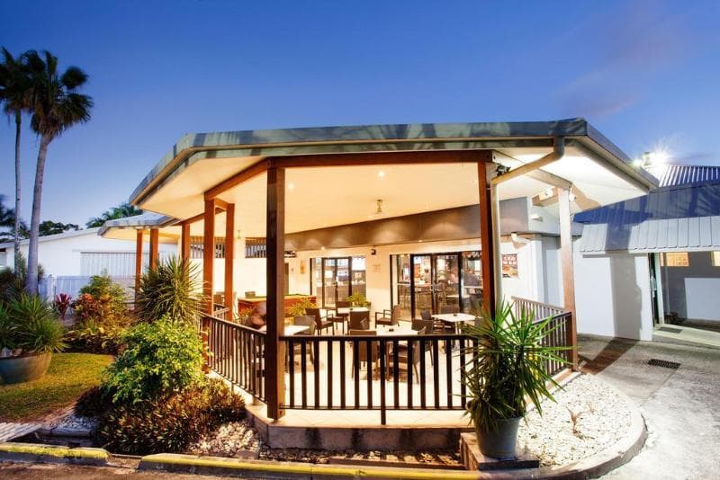 Mission Beach Resort 2