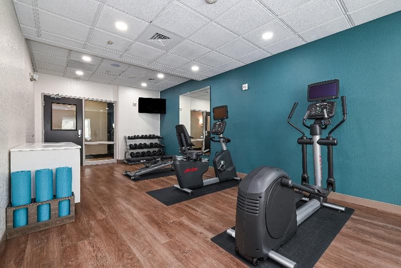 Holiday Inn Express Charlotte Southeast - Matthews photo 1