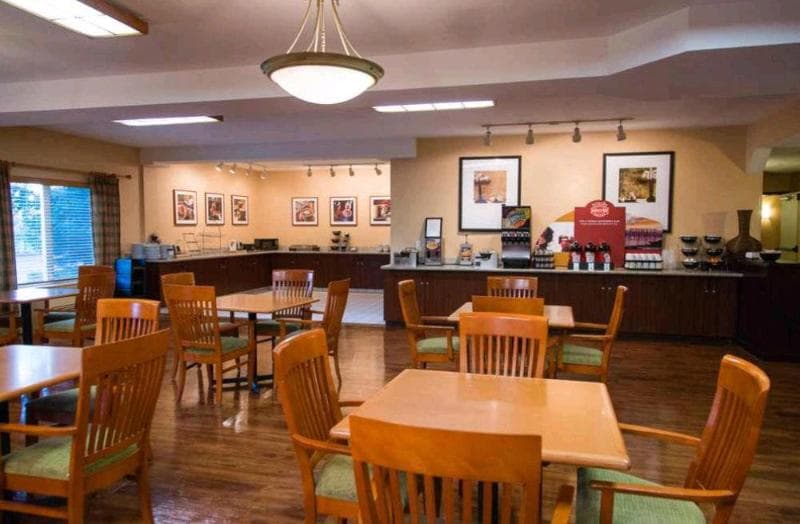 Phoenix Inn Suites Albany photo 1