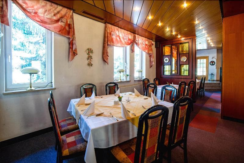 Hotel Gasthof Zur Heinzebank main