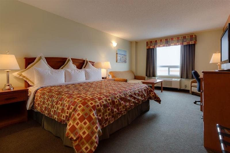 Surestay Plus Hotel By Best Western Calgary South East 3