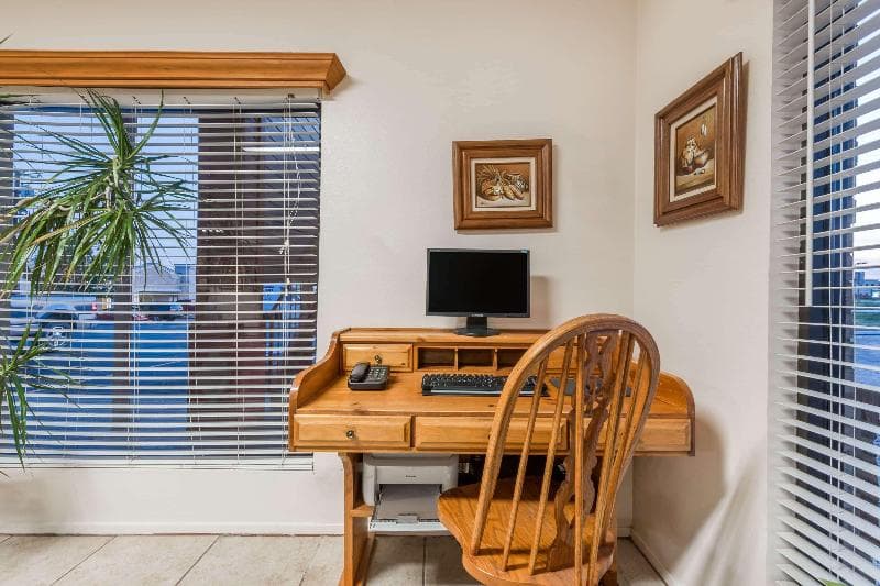 Super 8 By Wyndham Waco/Mall Area photo 1