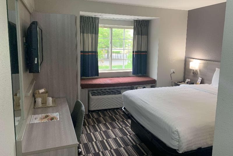 Microtel Inn & Suites By Wyndham Charlotte Airport 3