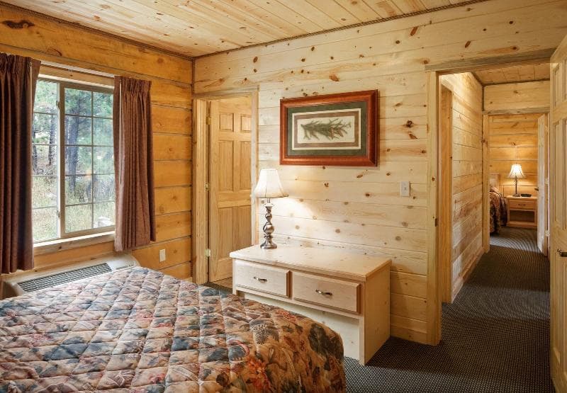 Rock Crest Lodge And Cabins 3