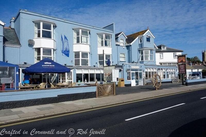 Lugger Inn 5