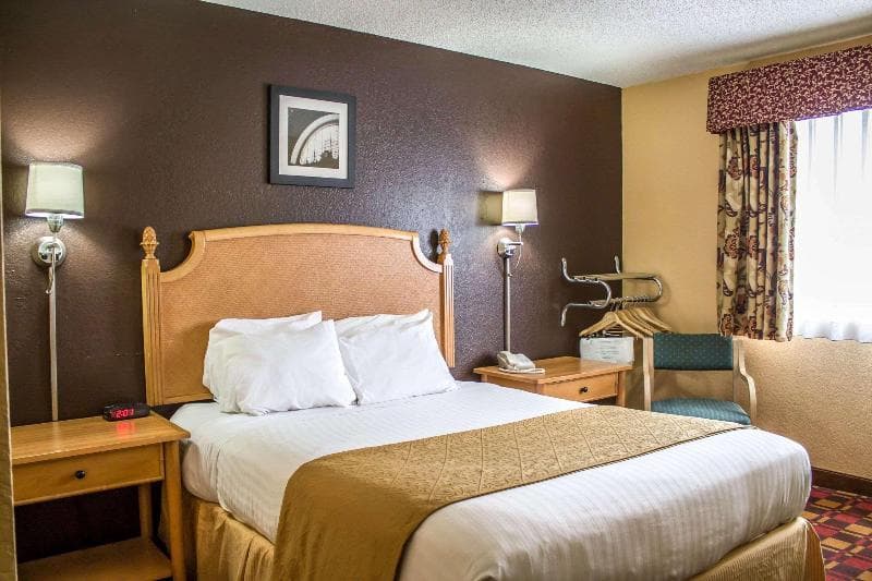 Quality Inn Hall Of Fame 2