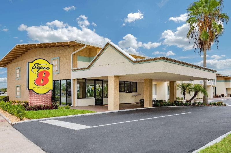 Super 8 By Wyndham Melbourne 5