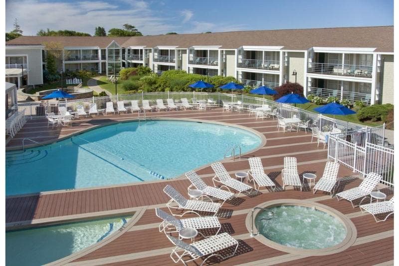 Hyannis Harbor Hotel - Adults Only 5