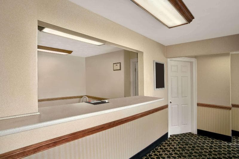 Sandusky Inn photo 1