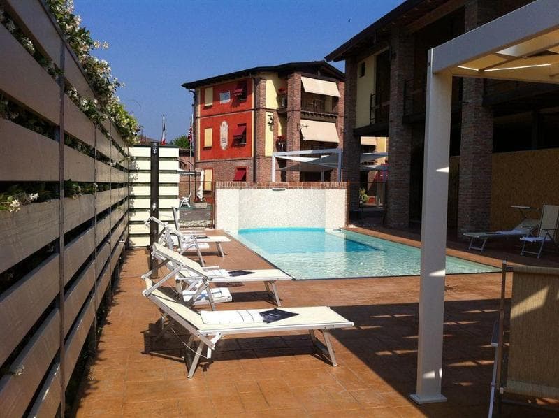 Luna Residence 4
