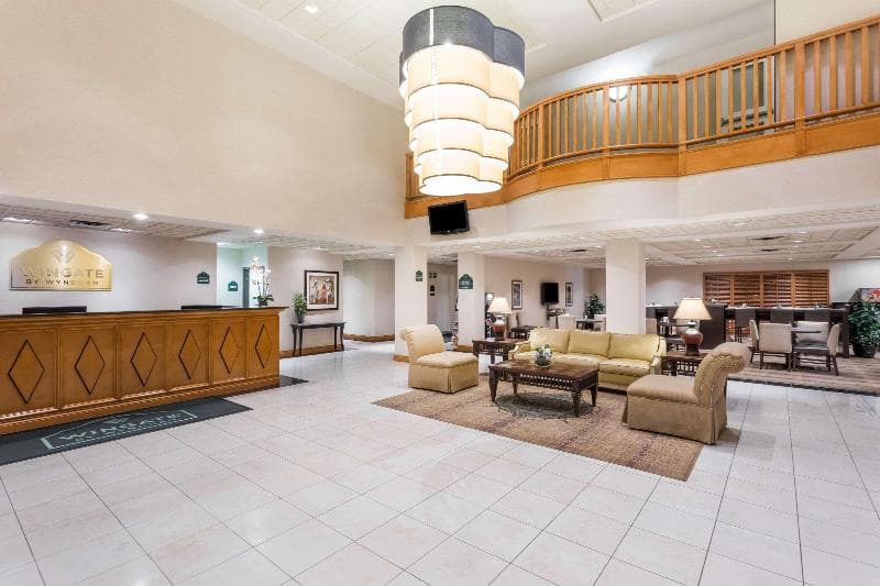 Wingate by Wyndham Calgary South 5