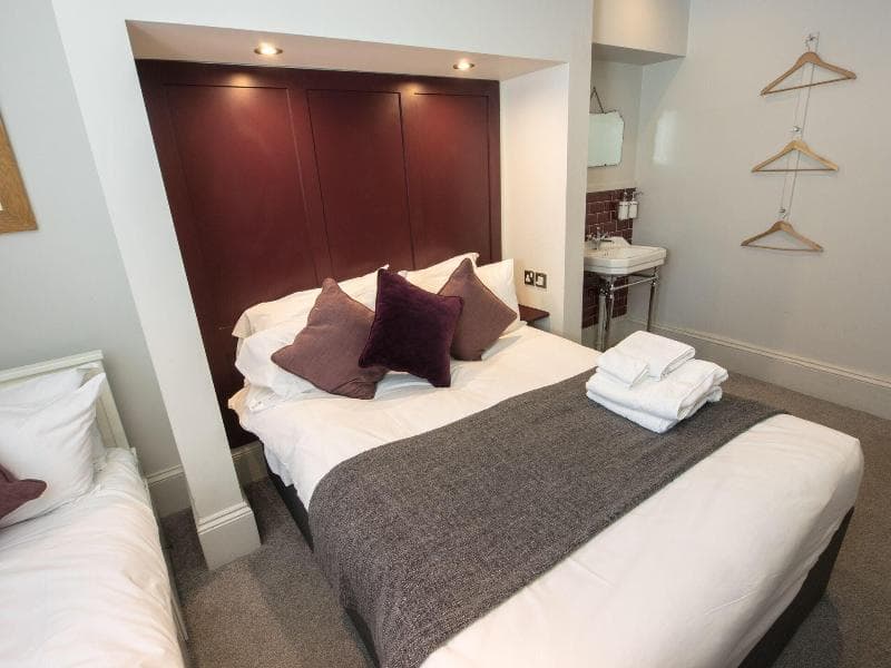 Regency House 4
