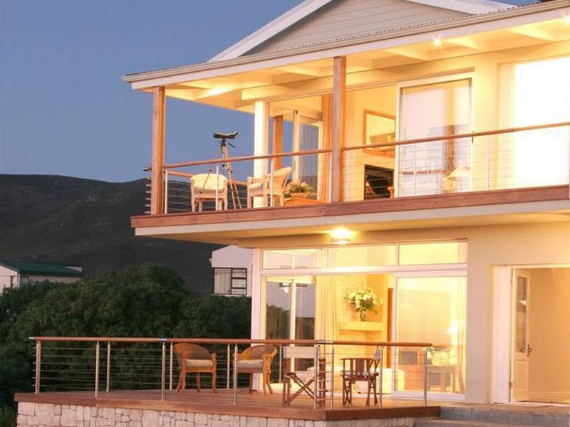 138 Marine Beachfront Guesthouse photo 1