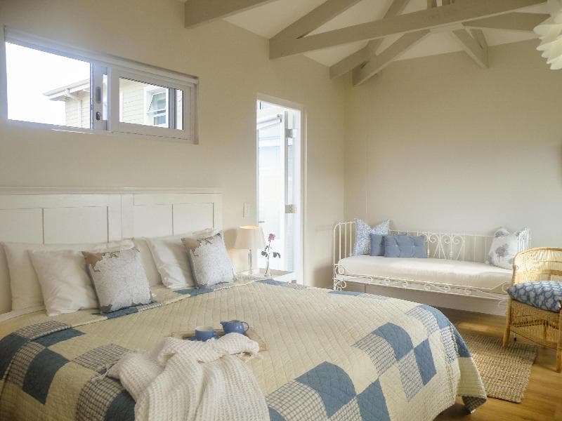 138 Marine Beachfront Guesthouse 5