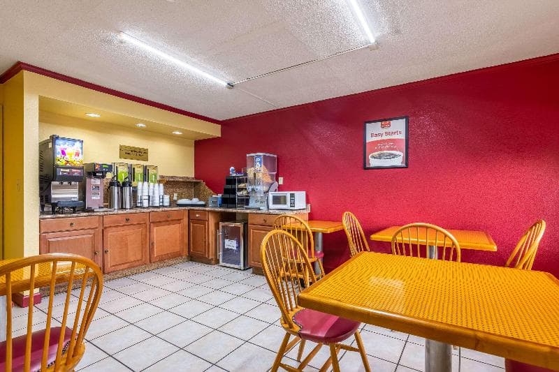 Econo Lodge Charlotte Airport Area photo 1