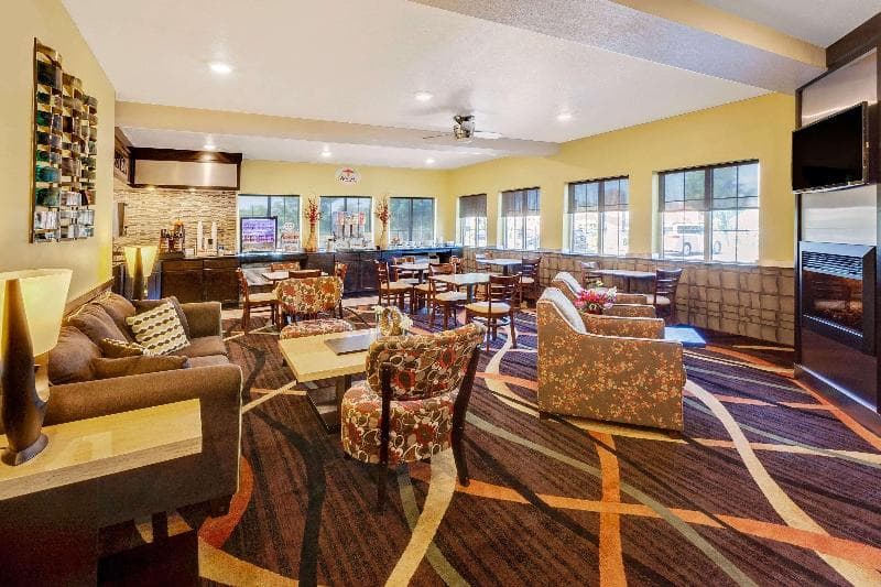 Super 8 By Wyndham Akron South/Green/Uniontown 4