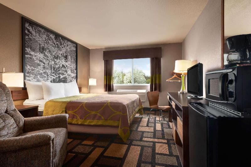 Super 8 By Wyndham Akron South/Green/Uniontown 2