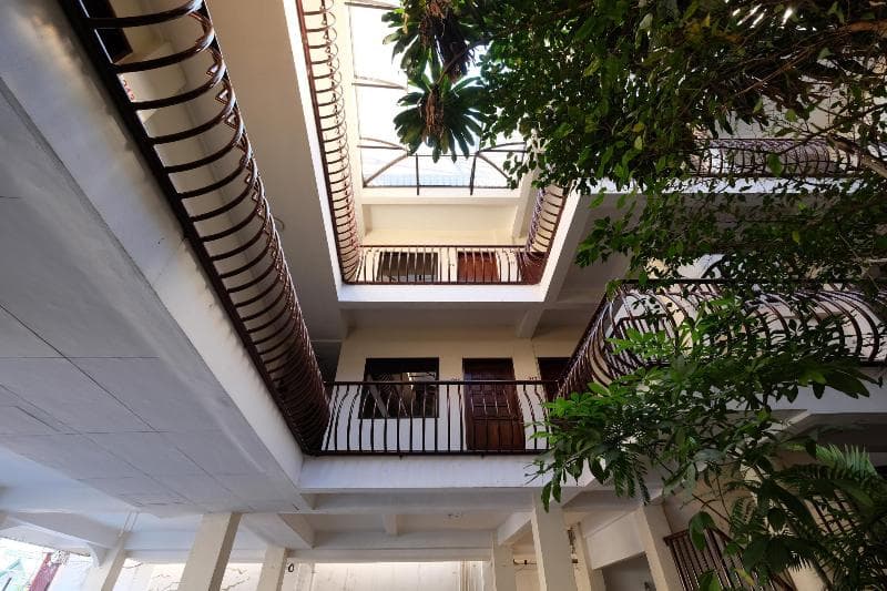 Kiwi Hotel 5