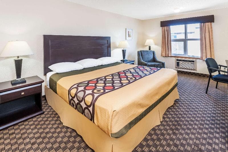 Super 8 By Wyndham Calgary/Airport 5
