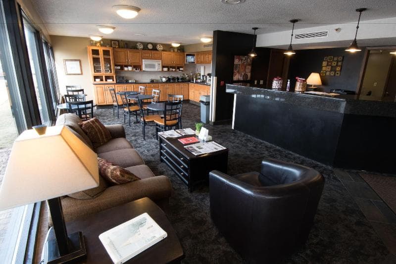 Western Inn 4