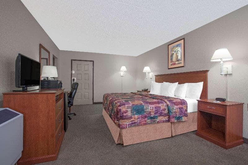 Days Inn by Wyndham Casper 2